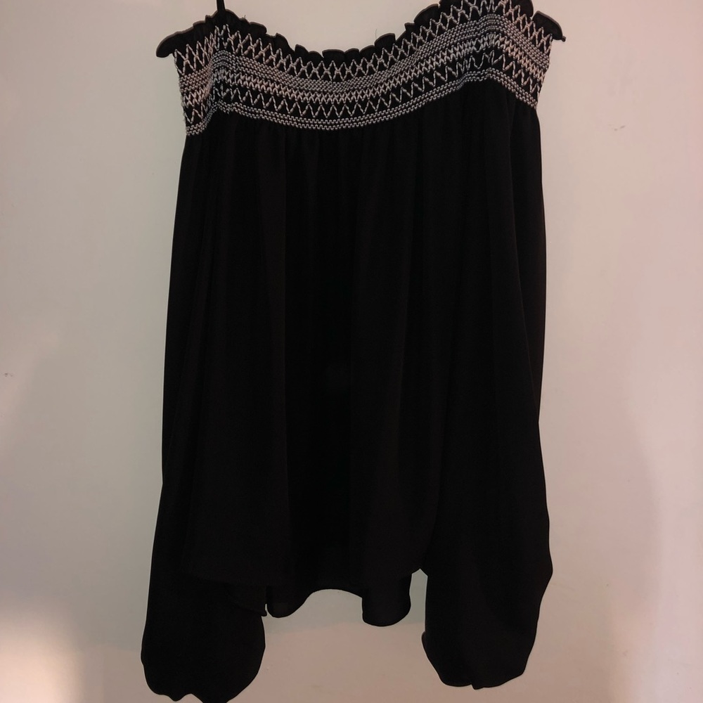 Off the shoulder long sleeve Laundry Shelli Segal